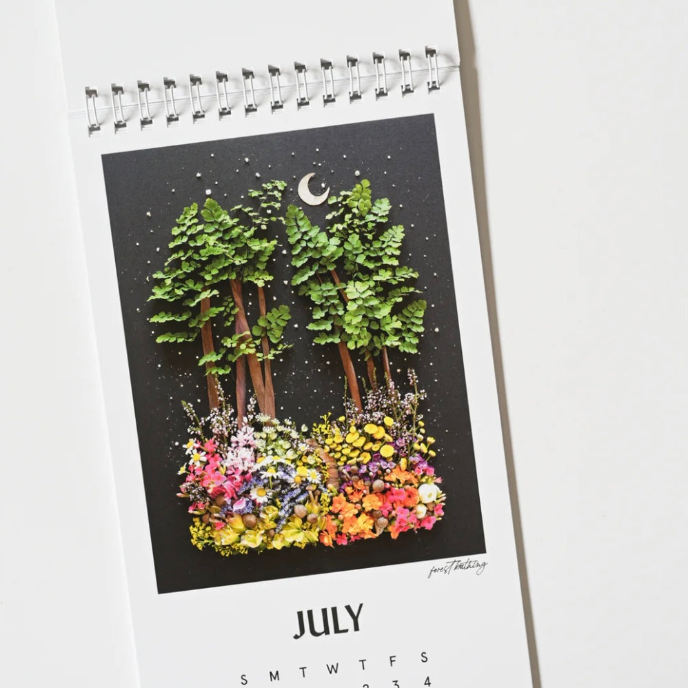 2026 floral art desk calendar